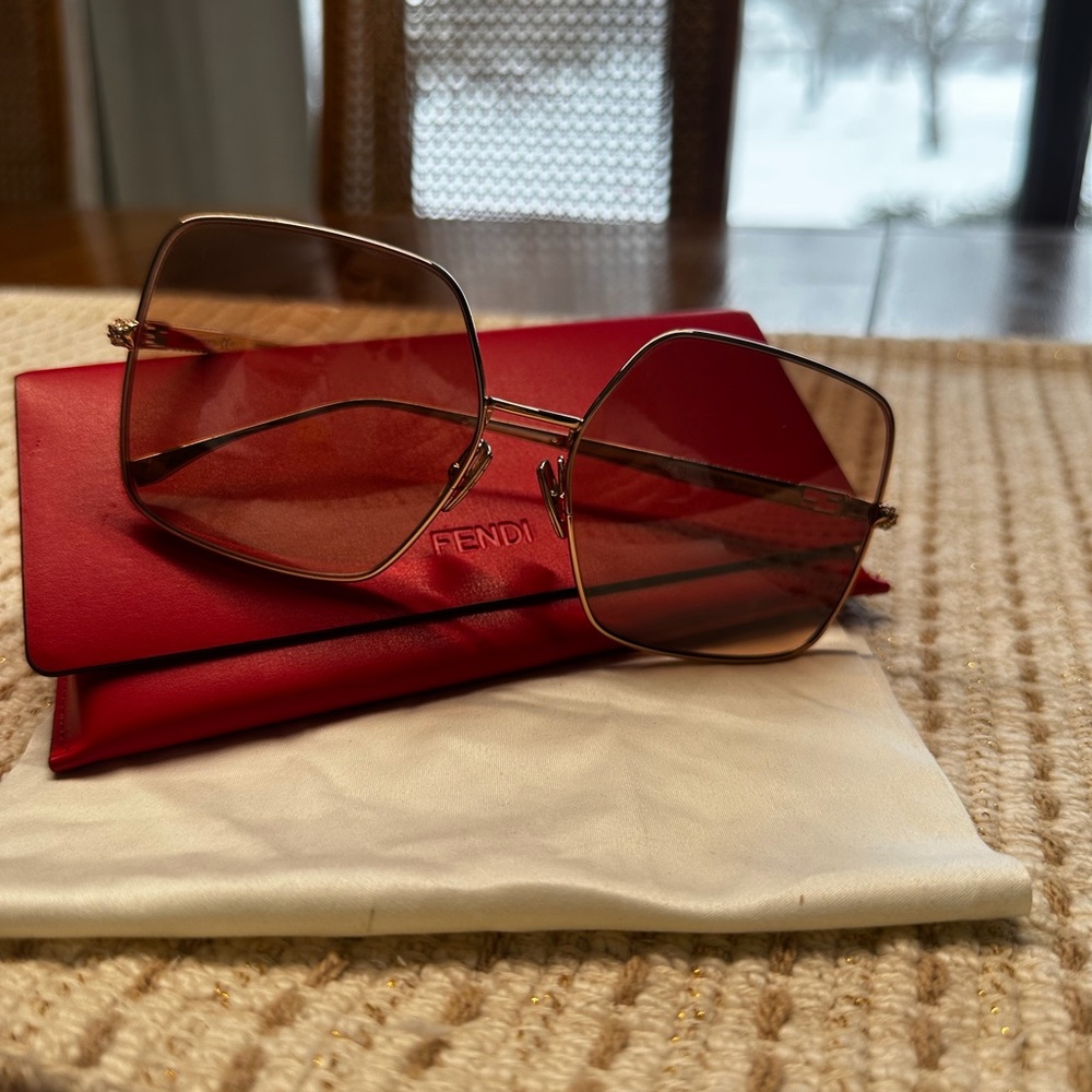 Fendi Rose Gold Jewel Oversized Sunglasses - Picture 7 of 12
